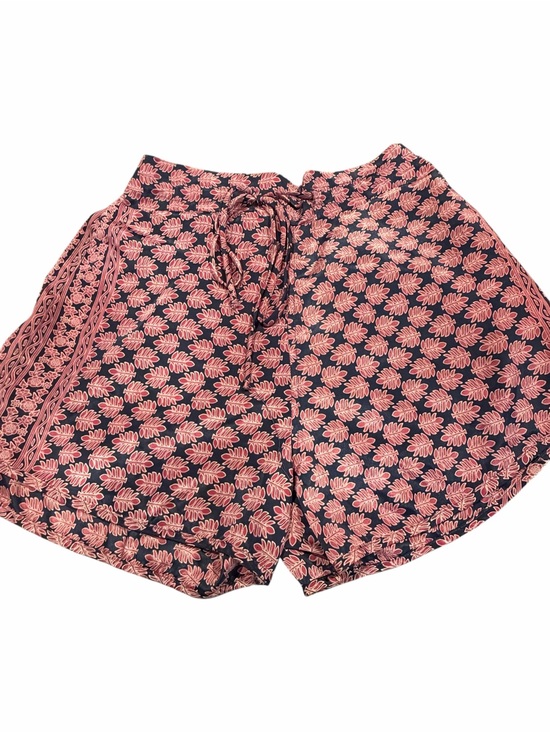 EARTHBOUND Pants - Women's Earthbound Pink Floral Print Shorts